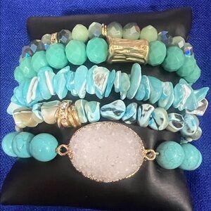 Turquoise Druzy & Beaded Stretch Bracelet Set - Women's Jewelry